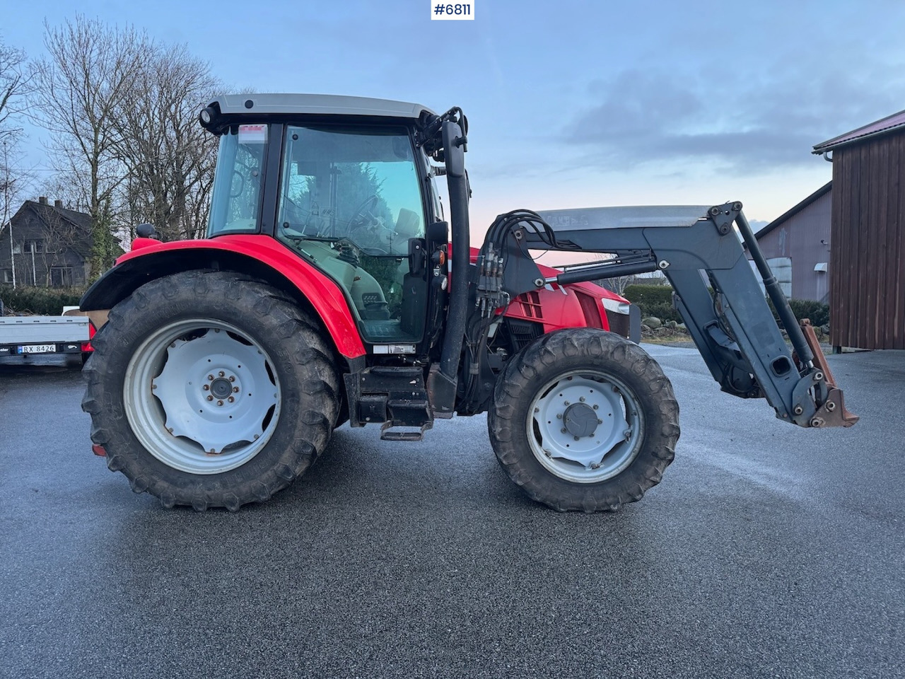 2014 Massey Ferguson 5610 Dyna-4 w/ front loader. Few hours! - Трактор: снимка 5 2014 Massey Ferguson 5610 Dyna-4 w/ front loader. Few hours! - Трактор: снимка 5