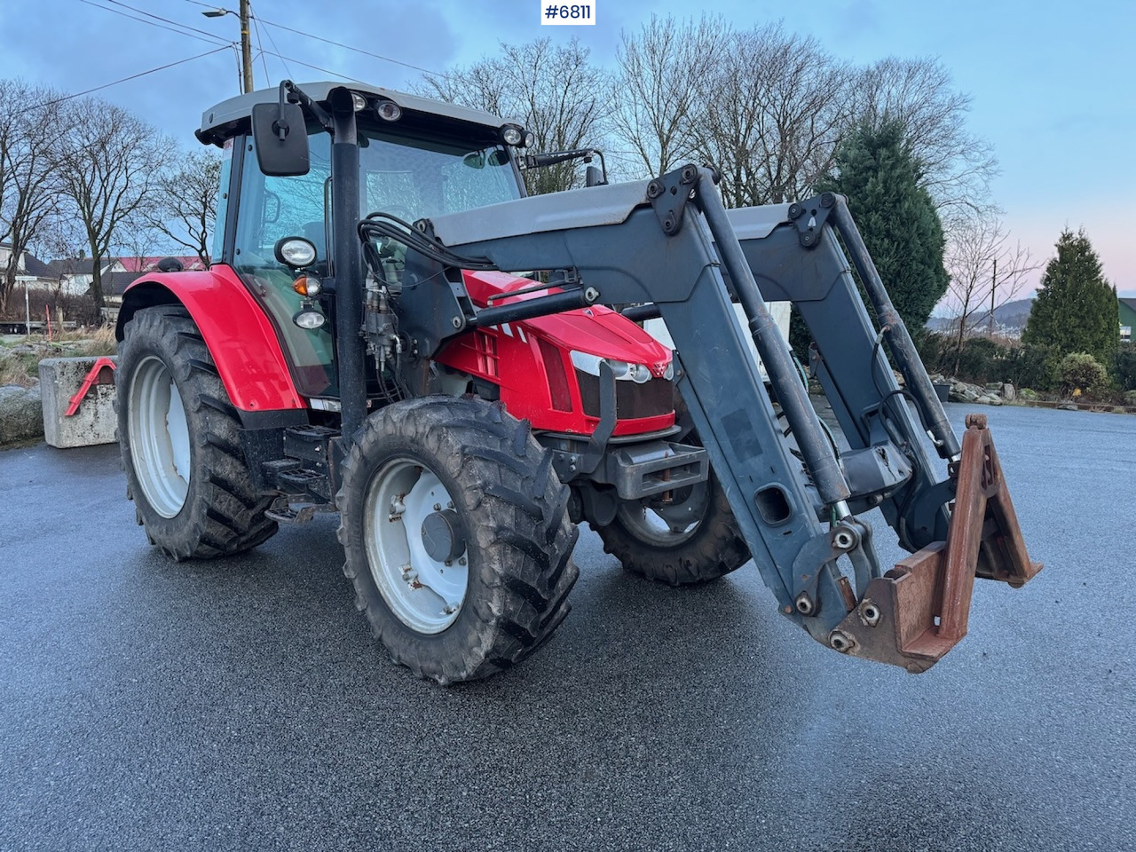 2014 Massey Ferguson 5610 Dyna-4 w/ front loader. Few hours! - Трактор: снимка 2 2014 Massey Ferguson 5610 Dyna-4 w/ front loader. Few hours! - Трактор: снимка 2