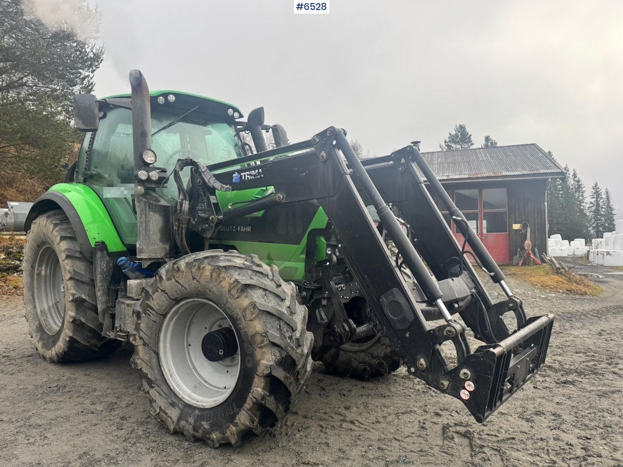 Трактор 2015 Deutz-fahr 6180 Agrotron w/ Front loader and Front hydraulics. 4010 hours!: снимка 9