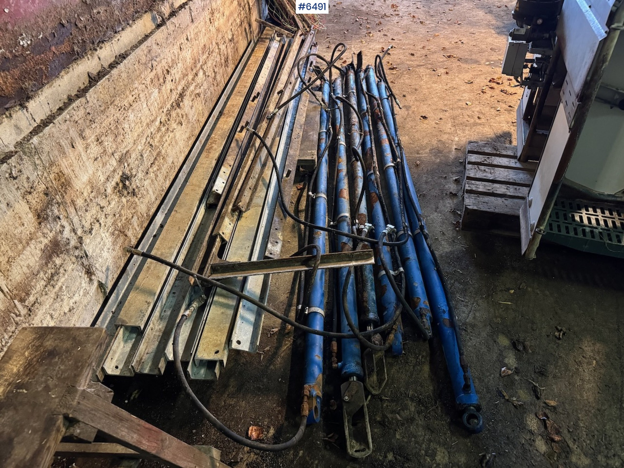 2015 Hydraulic shovel system w/ motor - Техника за животновъдство: снимка 1 2015 Hydraulic shovel system w/ motor - Техника за животновъдство: снимка 1