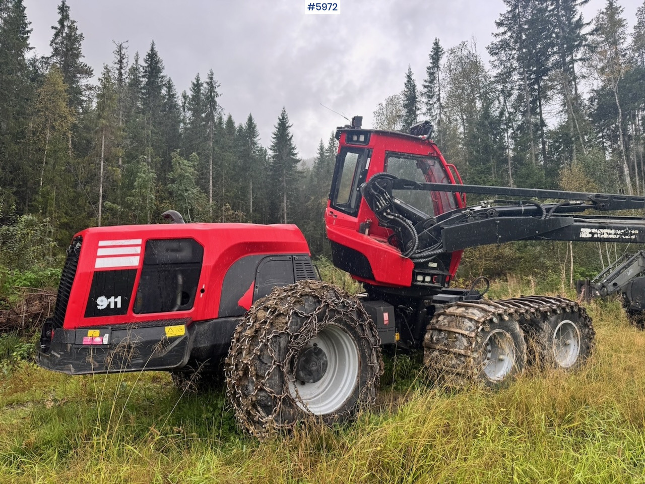 2015 Komatsu 911-6 Harvester with newer head. - Харвестер: снимка 3 2015 Komatsu 911-6 Harvester with newer head. - Харвестер: снимка 3