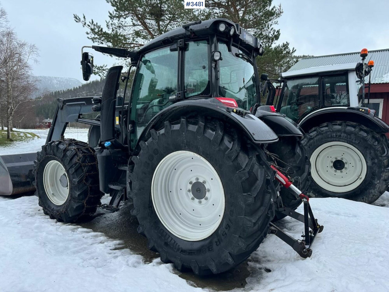 2015 Valtra N174D w/ Front loader - Трактор: снимка 5 2015 Valtra N174D w/ Front loader - Трактор: снимка 5