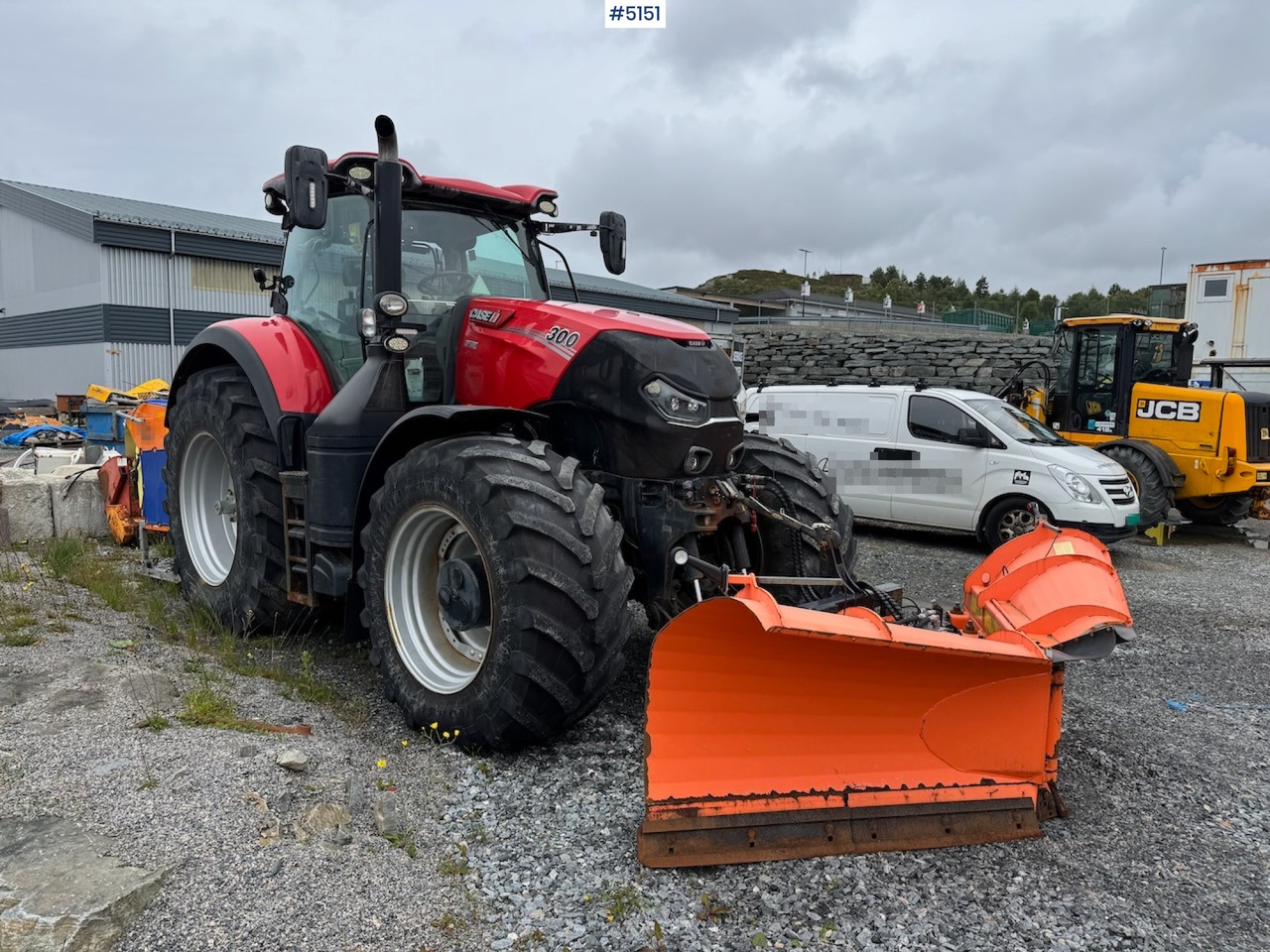 2016 Case IH Optum 300 CVX w/front hydraulics and plowing rig - Трактор: снимка 1 2016 Case IH Optum 300 CVX w/front hydraulics and plowing rig - Трактор: снимка 1