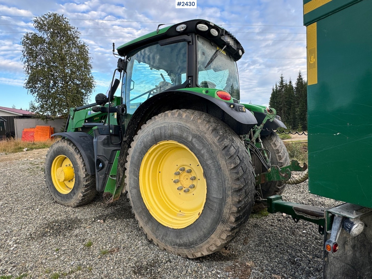 2016 John Deere 6155R w/ Trima front loader - Трактор: снимка 4 2016 John Deere 6155R w/ Trima front loader - Трактор: снимка 4