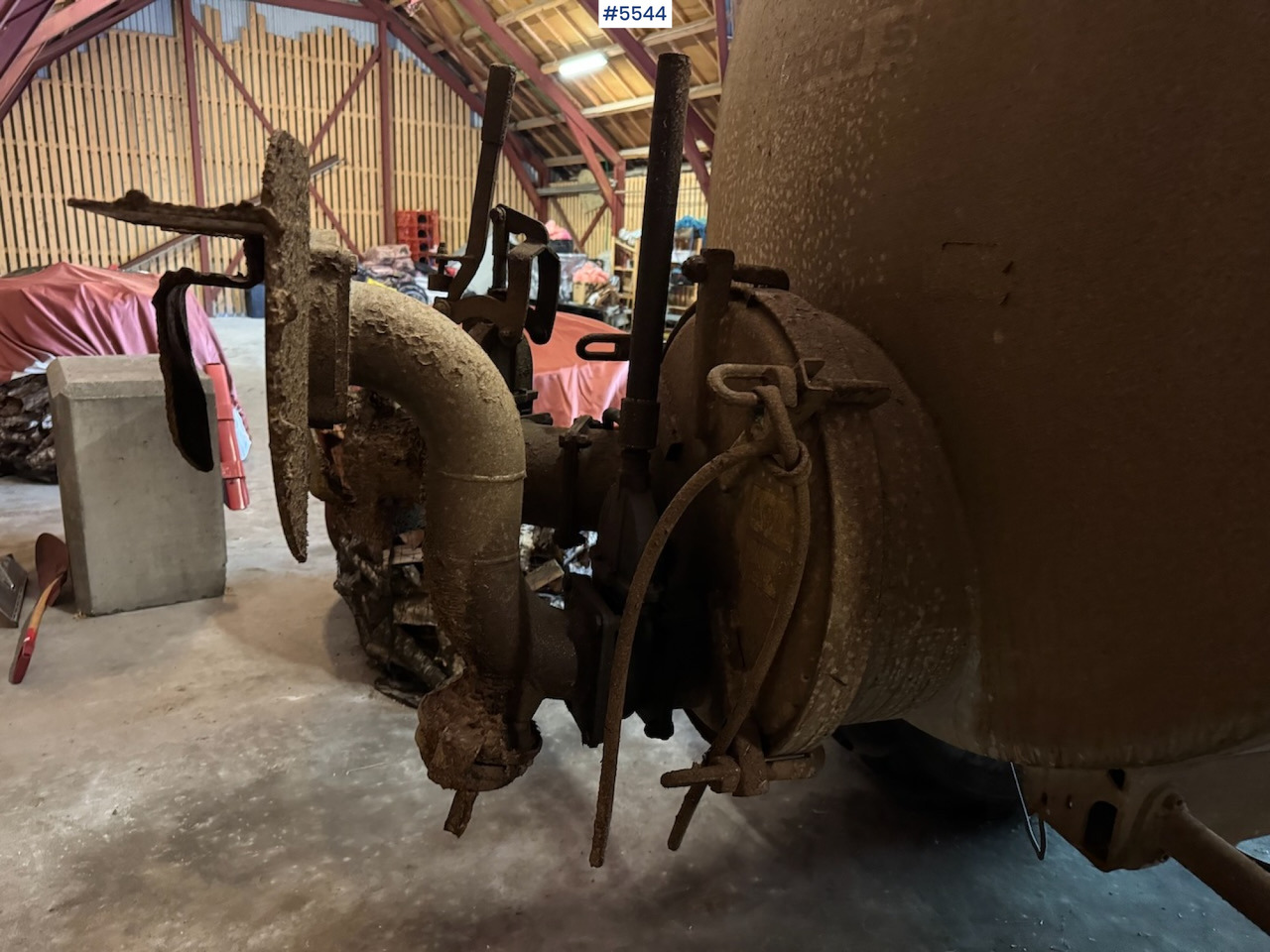 Цистерна за течен тор 2017 Joskin 7000 S: снимка 11