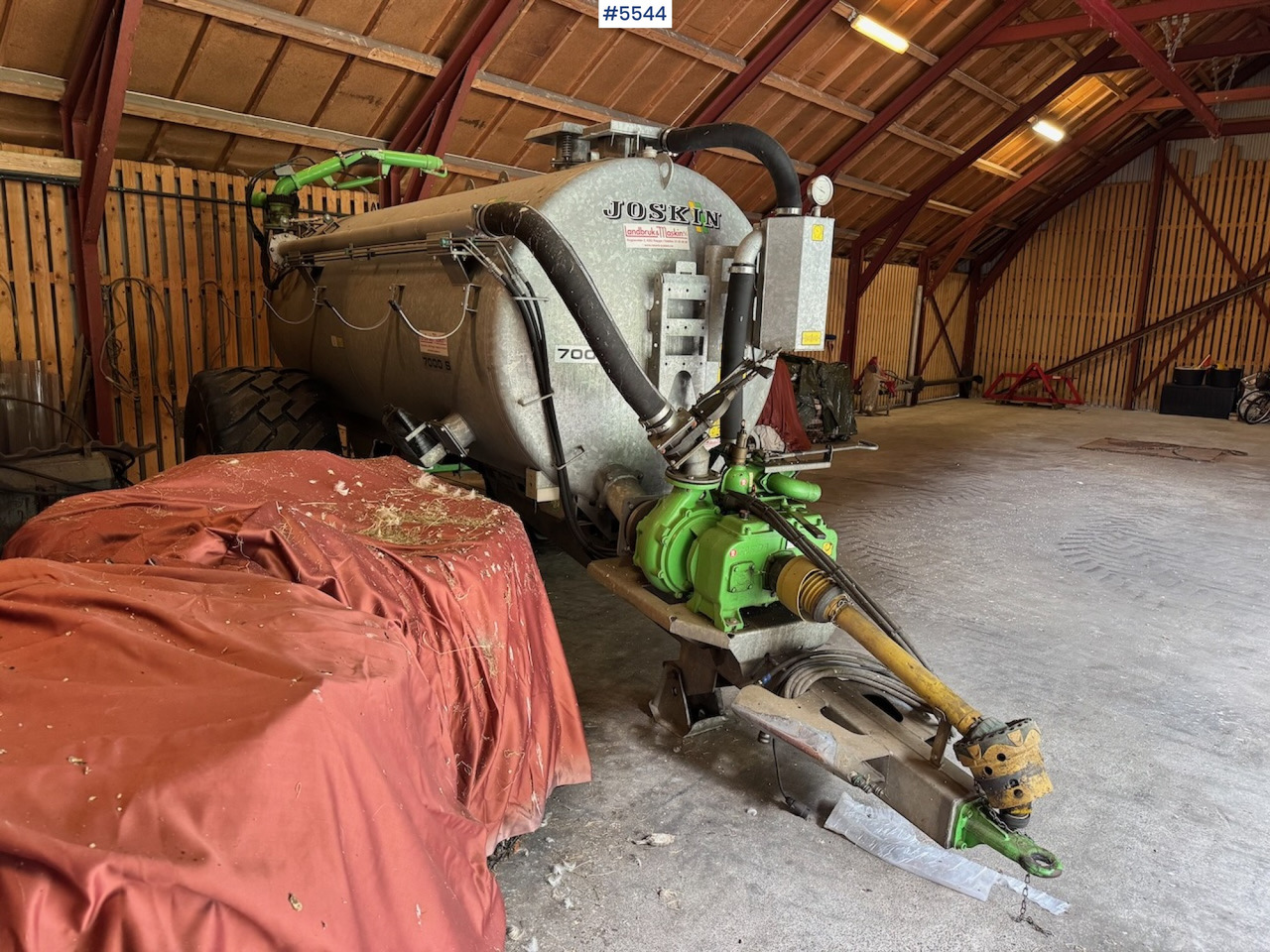2017 Joskin 7000 S - Цистерна за течен тор: снимка 2 2017 Joskin 7000 S - Цистерна за течен тор: снимка 2