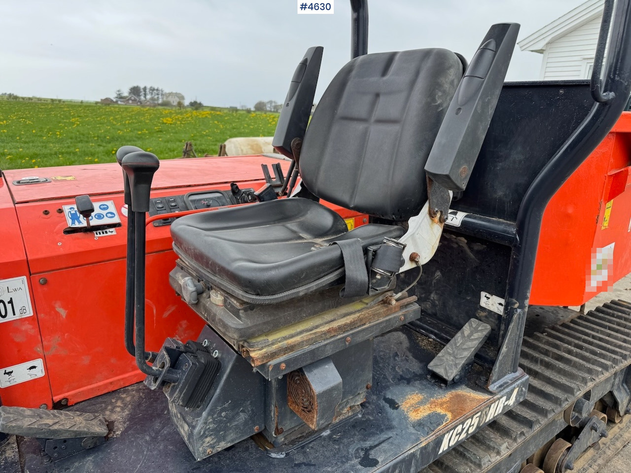 2017 Kubota KC250HR-4 - Верижен самосвал: снимка 5 2017 Kubota KC250HR-4 - Верижен самосвал: снимка 5