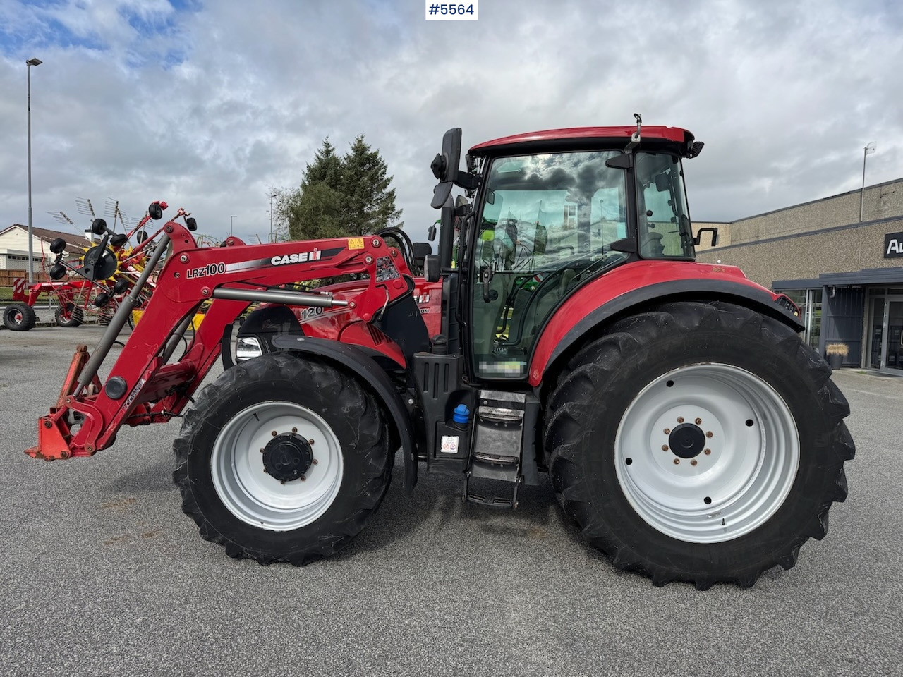 Трактор 2019 Case IH Luxxum 120 m/ frontlaster.: снимка 16 Трактор 2019 Case IH Luxxum 120 m/ frontlaster.: снимка 16