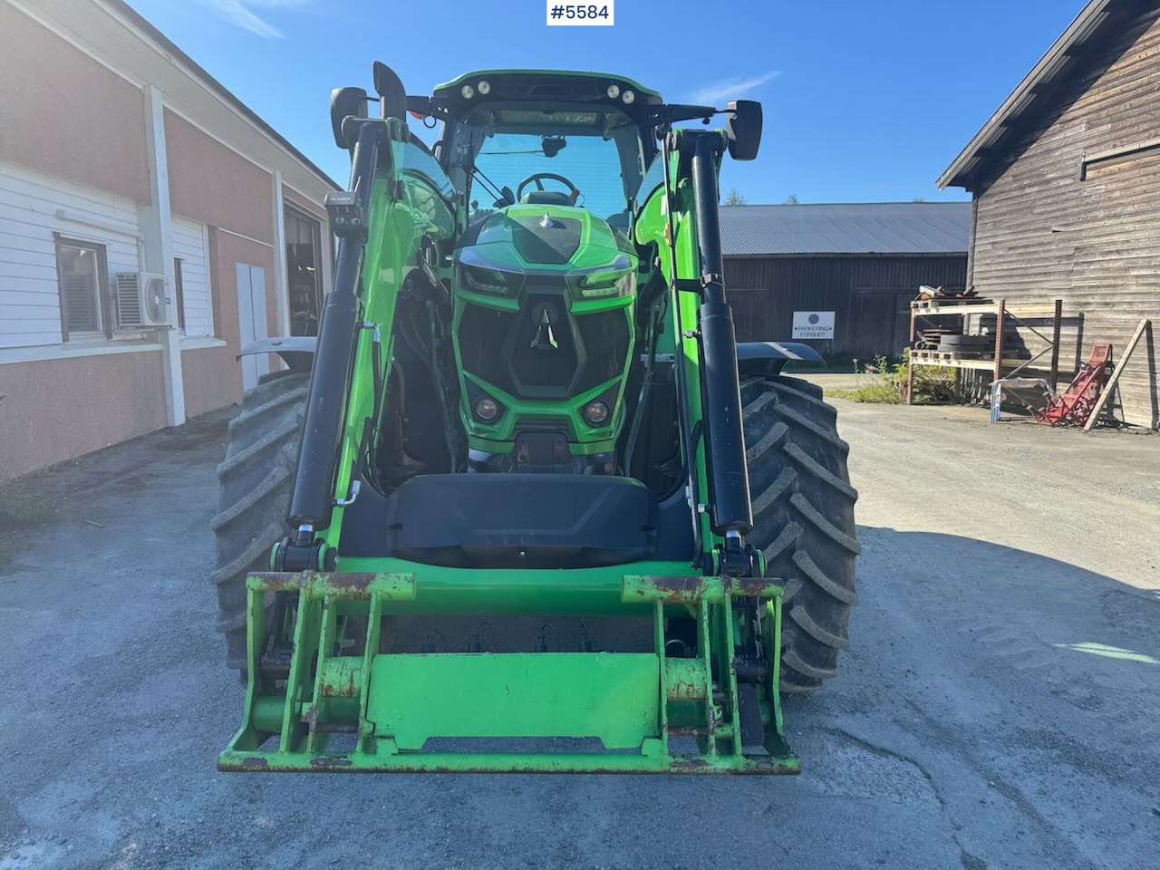 2020 Deutz-Fahr 6215 Agrotron w/ front loader & 2 sets of tires - Трактор: снимка 2 2020 Deutz-Fahr 6215 Agrotron w/ front loader & 2 sets of tires - Трактор: снимка 2