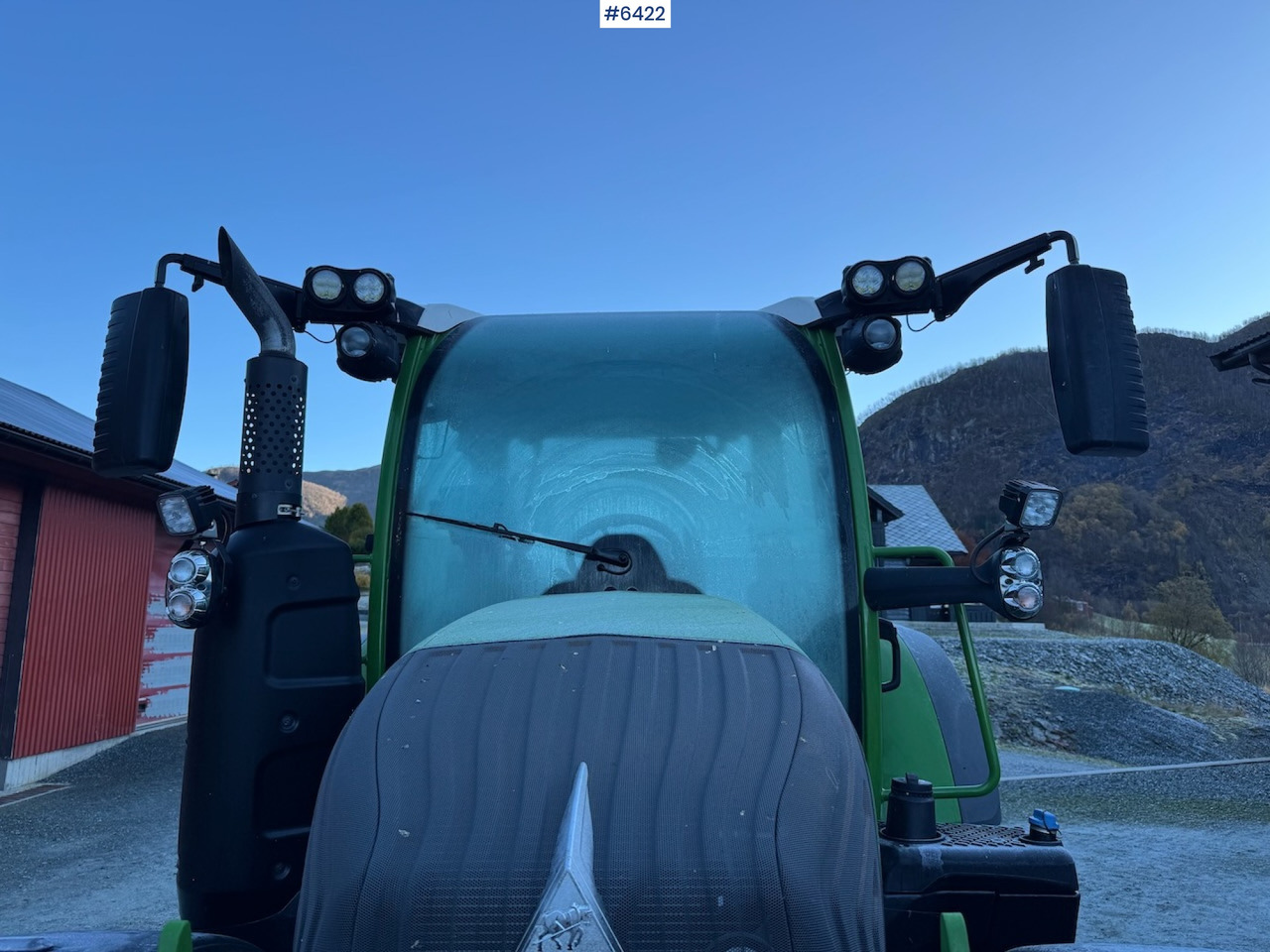 2021 Fendt 314 Vario Profi Plus w/ front hydraulics and front PTO. Low hours! - Трактор: снимка 5 2021 Fendt 314 Vario Profi Plus w/ front hydraulics and front PTO. Low hours! - Трактор: снимка 5