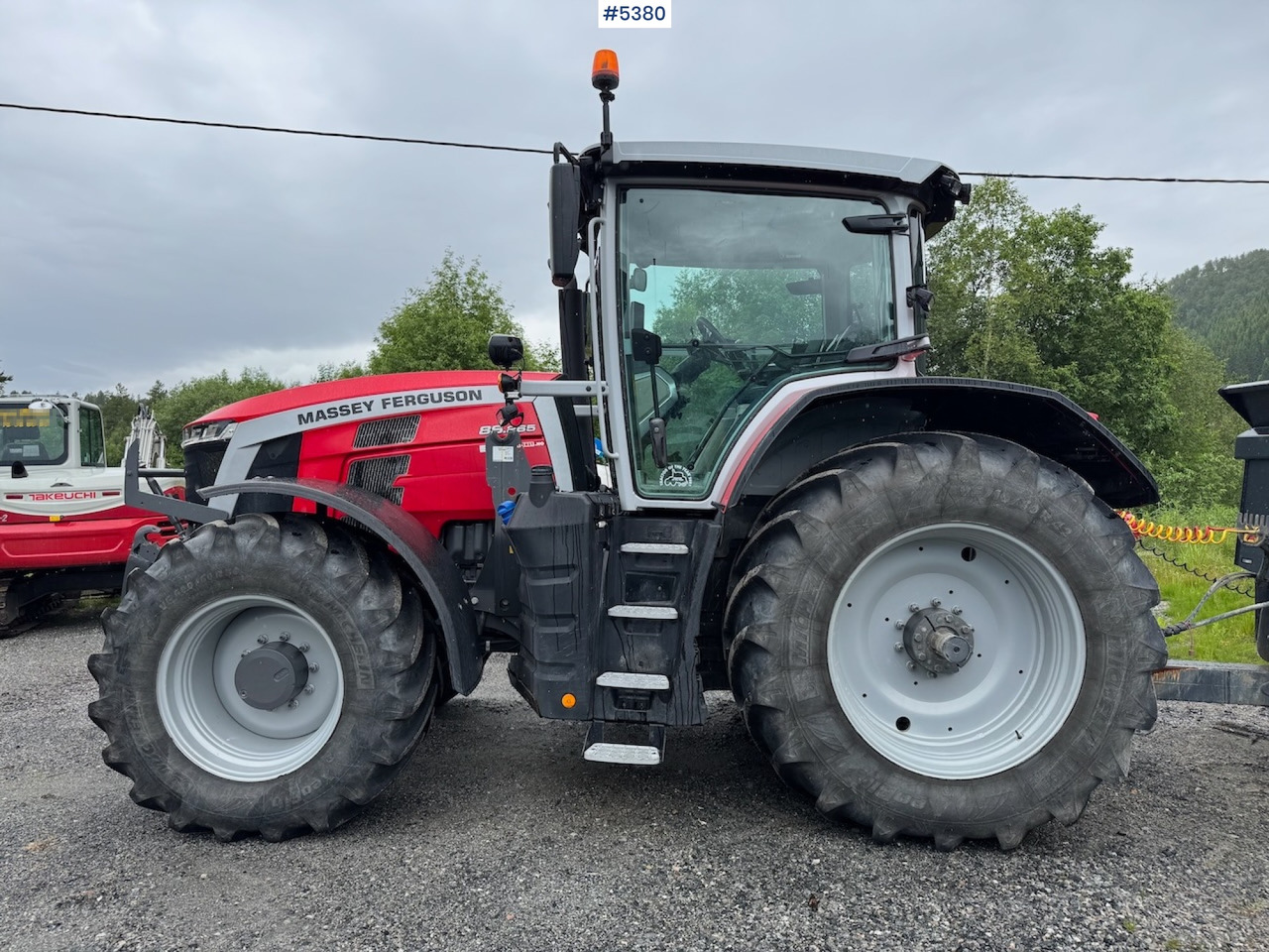 2021 Massey Ferguson 8S.265 w/ front hydraulics and front PTO. - Трактор: снимка 1 2021 Massey Ferguson 8S.265 w/ front hydraulics and front PTO. - Трактор: снимка 1