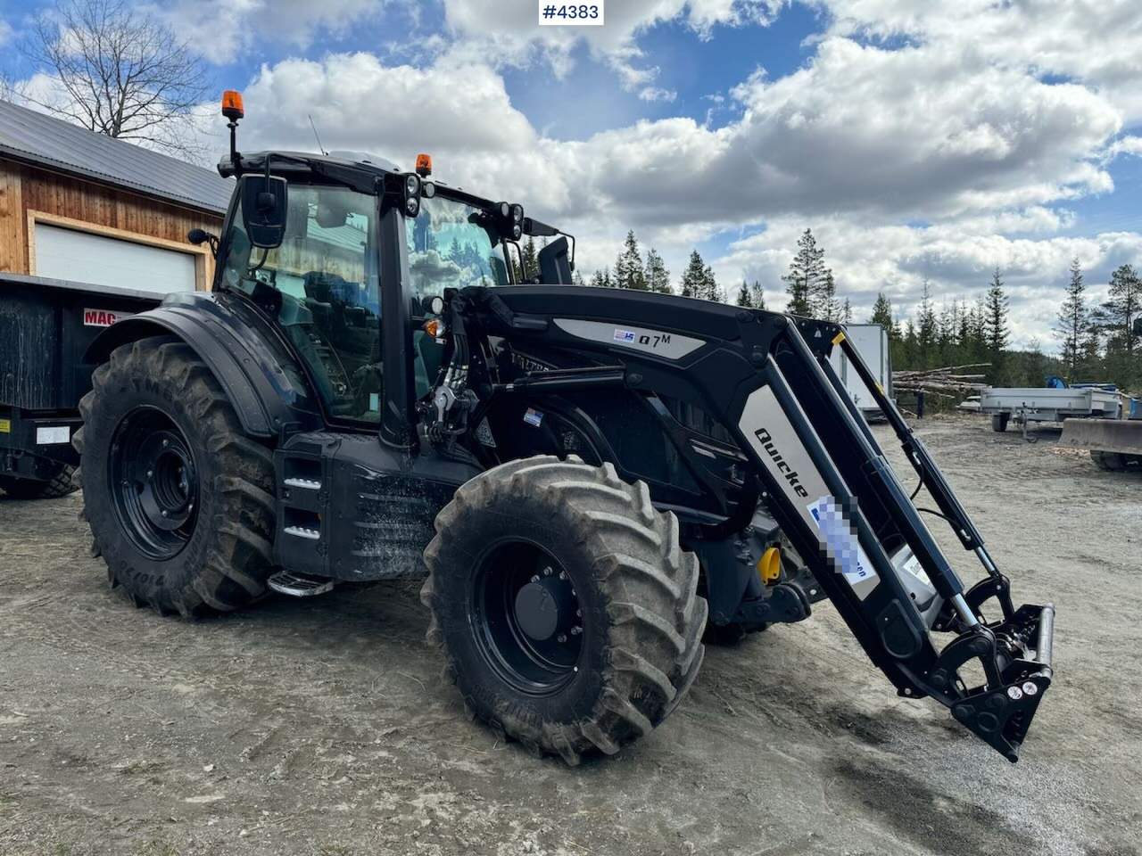 2021 Valtra T234 Versu w/ Quicke Q7 Front Loader - Трактор: снимка 1 2021 Valtra T234 Versu w/ Quicke Q7 Front Loader - Трактор: снимка 1