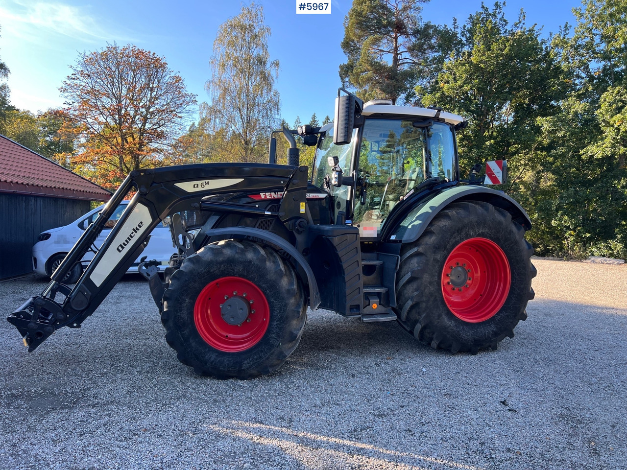 2023 Fendt 724 Vario profi + w/ Front loader and fully equipped - Трактор: снимка 1 2023 Fendt 724 Vario profi + w/ Front loader and fully equipped - Трактор: снимка 1