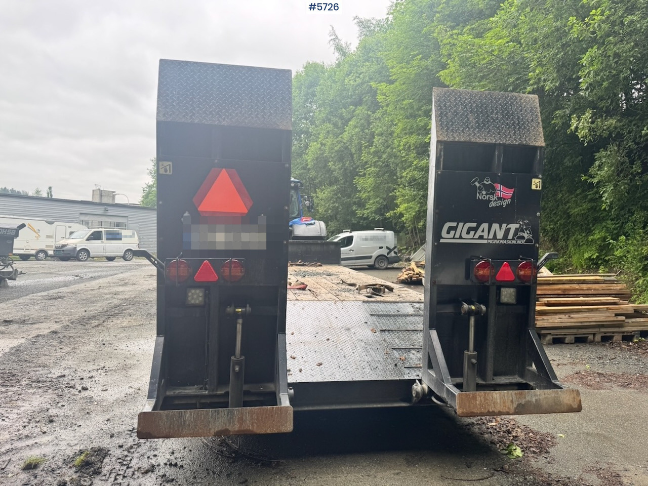 2023 Gigant ML-160 Machine trailer for tractor. - Нискорамна площадка ремарке: снимка 4 2023 Gigant ML-160 Machine trailer for tractor. - Нискорамна площадка ремарке: снимка 4