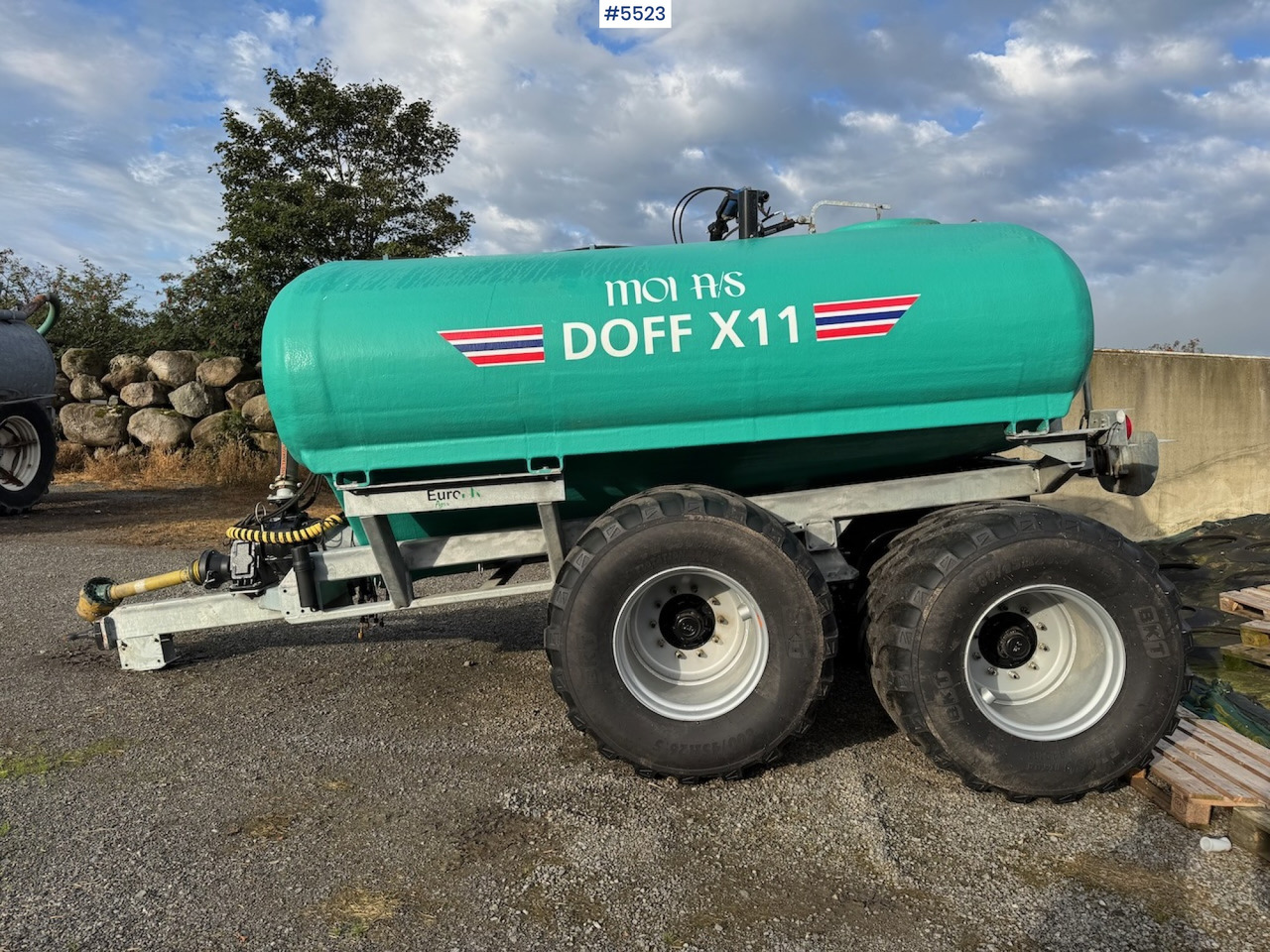 2023 Moi Doff x11 - Цистерна за течен тор: снимка 5 2023 Moi Doff x11 - Цистерна за течен тор: снимка 5