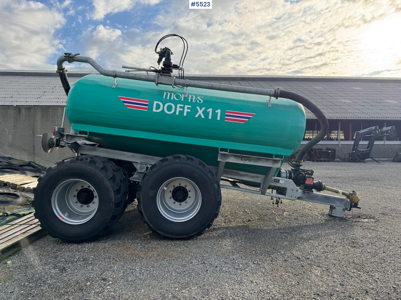 2023 Moi Doff x11 - Цистерна за течен тор: снимка 1 2023 Moi Doff x11 - Цистерна за течен тор: снимка 1