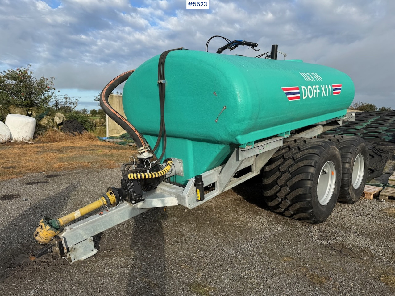 2023 Moi Doff x11 - Цистерна за течен тор: снимка 4 2023 Moi Doff x11 - Цистерна за течен тор: снимка 4