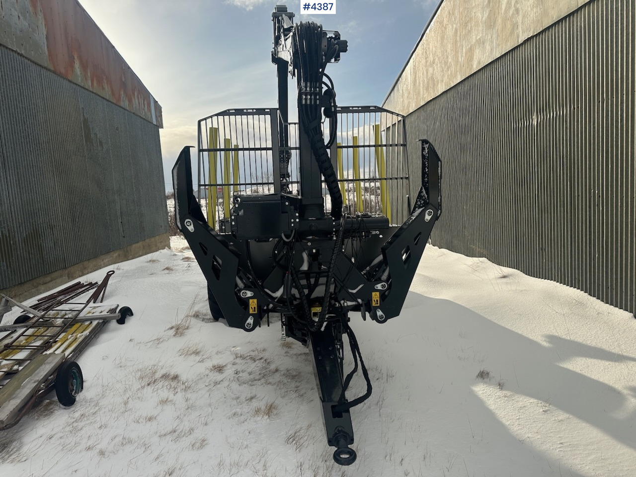 2023 Palms u12 timber trailer w/ Palms 5,85 krane. Never used. - Ремарке за дърва: снимка 3 2023 Palms u12 timber trailer w/ Palms 5,85 krane. Never used. - Ремарке за дърва: снимка 3