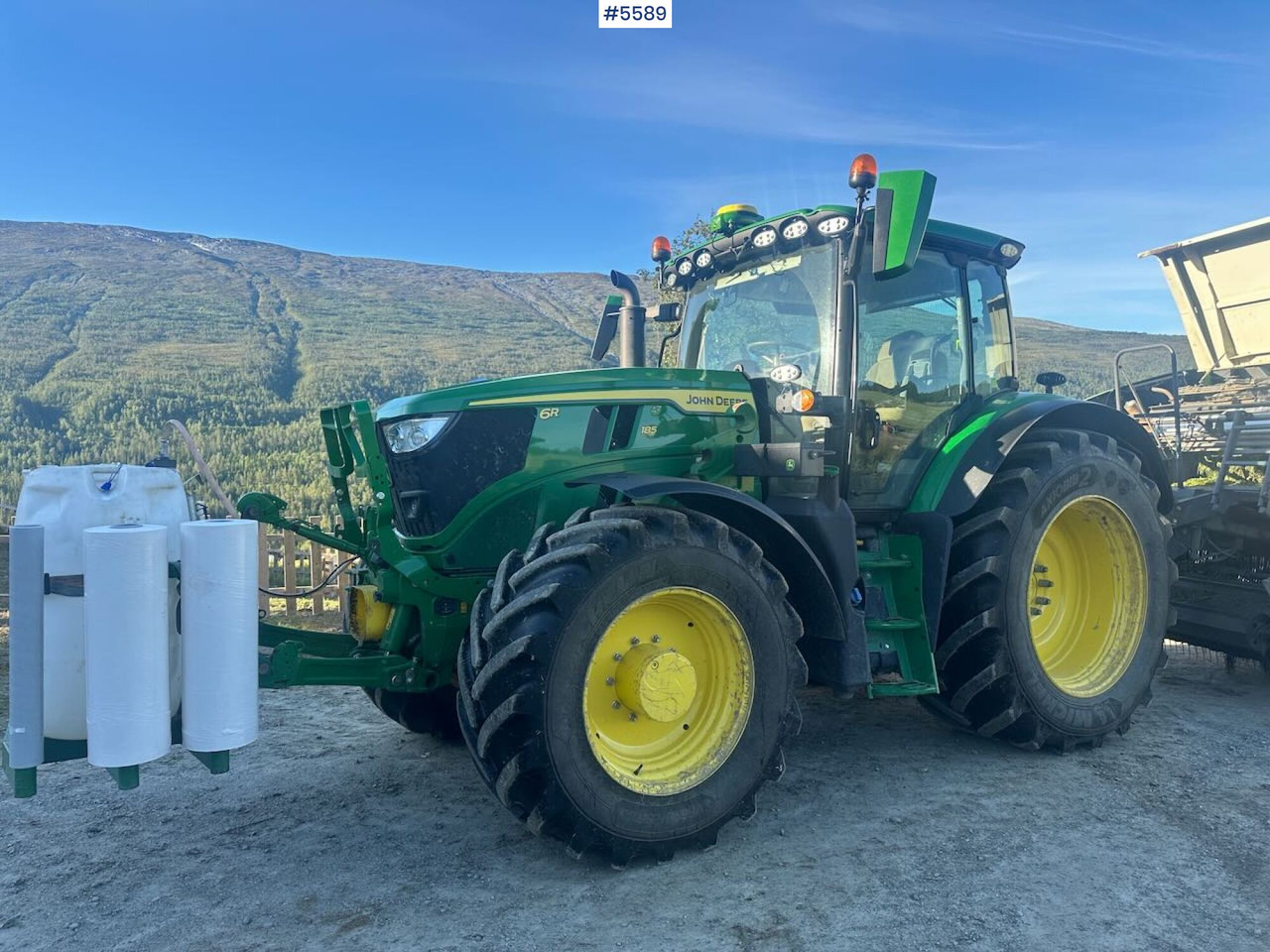 2024 John Deere 6R 185 4x4 tractor w/ front loader, GPS and winter tires. WATCH VIDEO - Трактор: снимка 3 2024 John Deere 6R 185 4x4 tractor w/ front loader, GPS and winter tires. WATCH VIDEO - Трактор: снимка 3