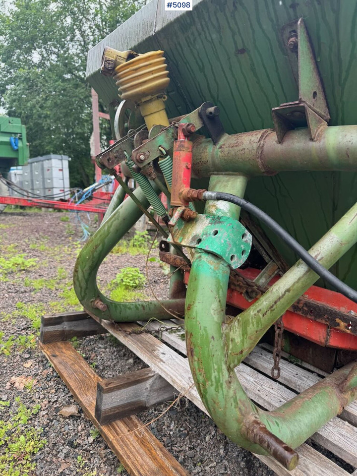 Amazone ZA-F 803 Repair object - Тороразпръсквачка: снимка 4 Amazone ZA-F 803 Repair object - Тороразпръсквачка: снимка 4