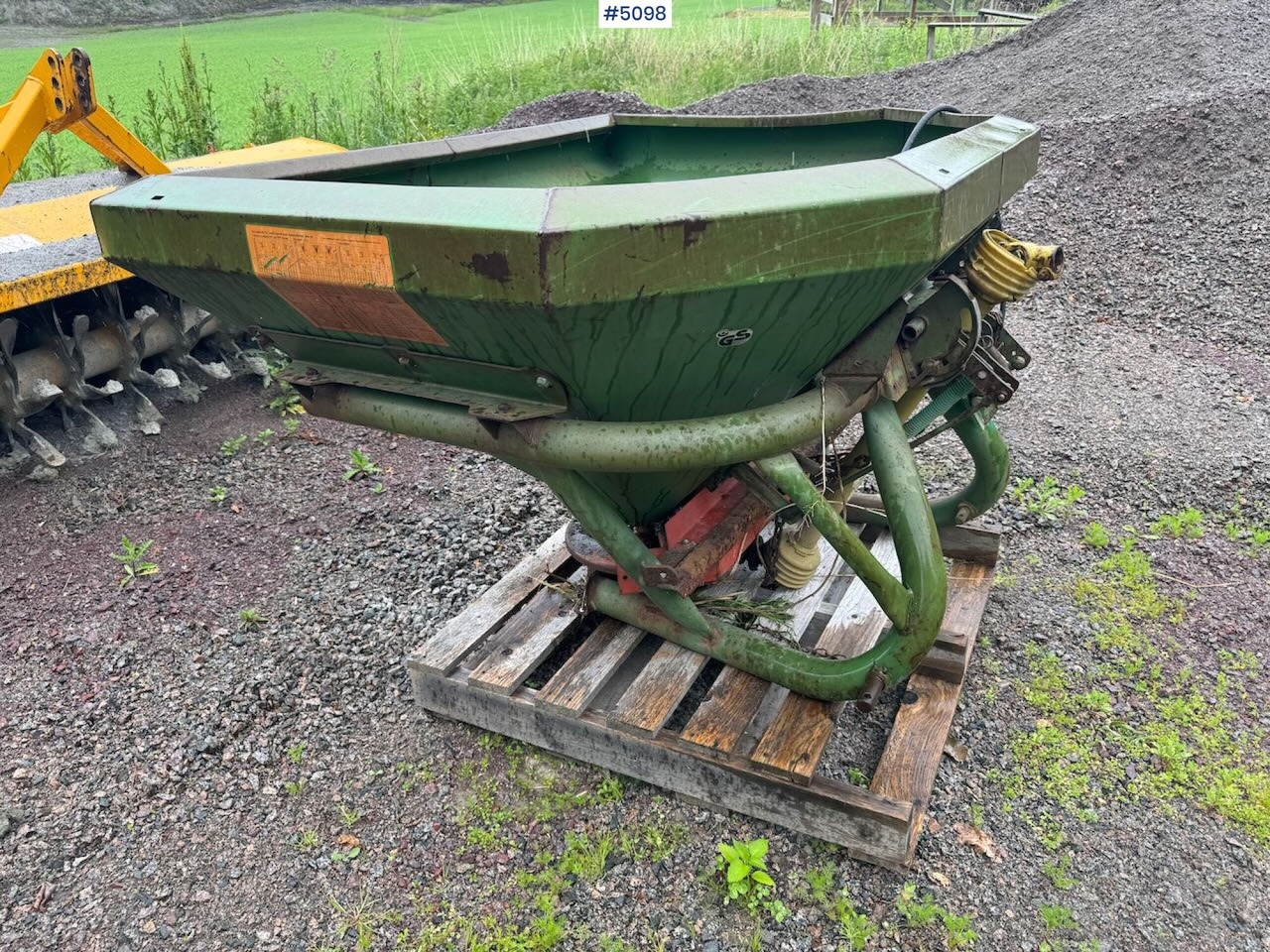 Amazone ZA-F 803 Repair object - Тороразпръсквачка: снимка 2 Amazone ZA-F 803 Repair object - Тороразпръсквачка: снимка 2