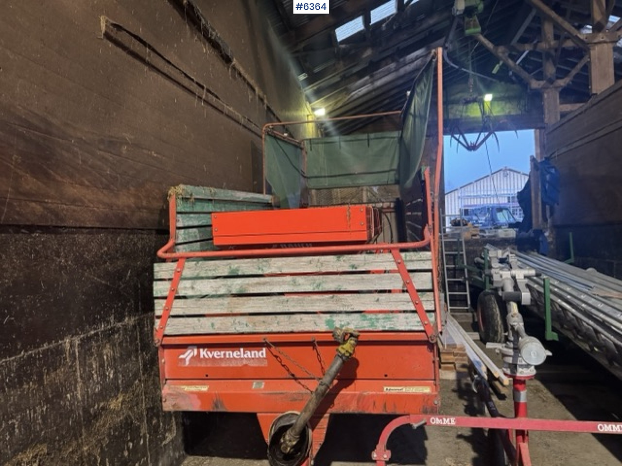 Approx. 1990 Kverneland UN7000 unloading wagon - Машина за сено и фураж: снимка 3 Approx. 1990 Kverneland UN7000 unloading wagon - Машина за сено и фураж: снимка 3