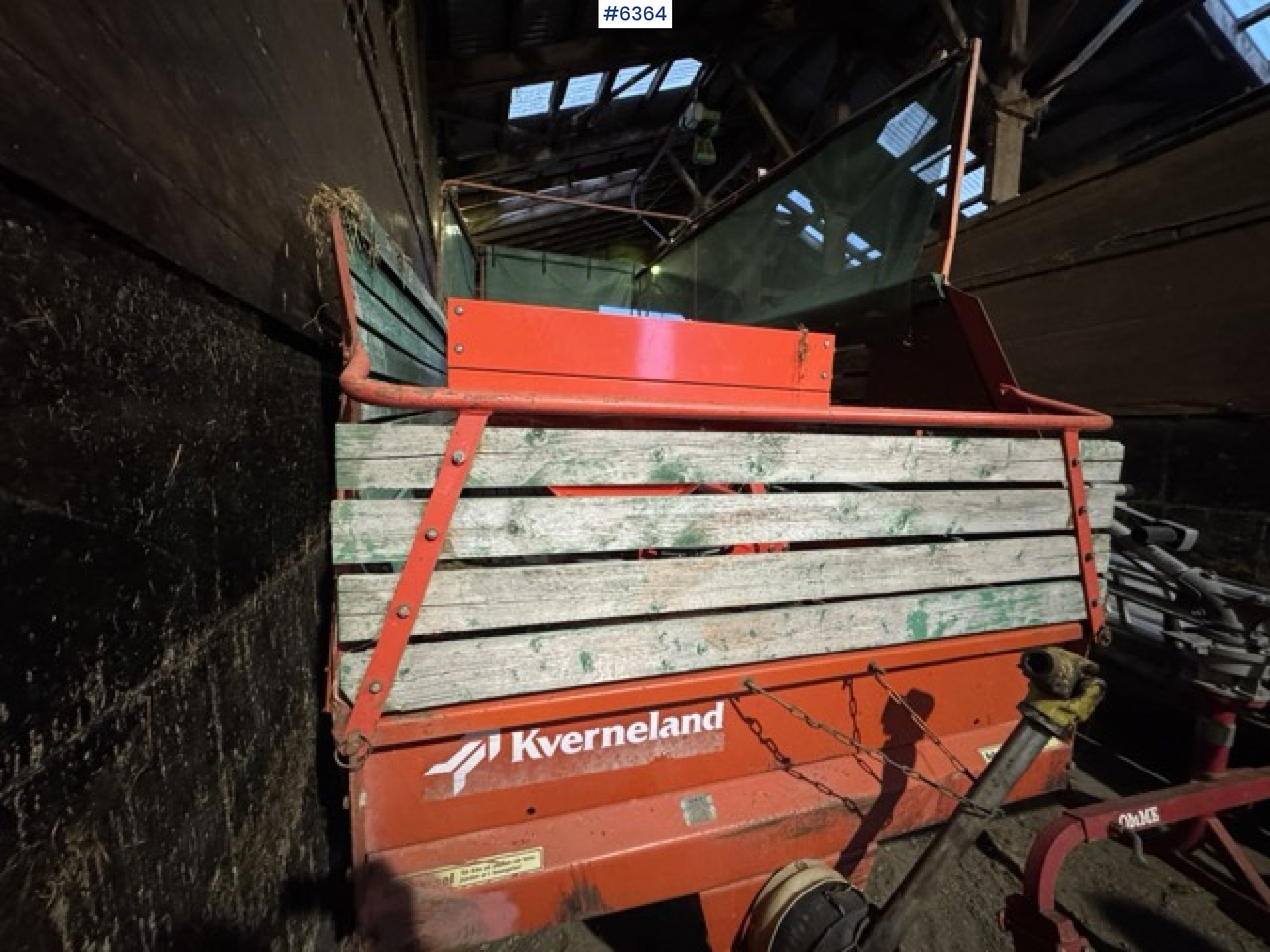 Approx. 1990 Kverneland UN7000 unloading wagon - Машина за сено и фураж: снимка 5 Approx. 1990 Kverneland UN7000 unloading wagon - Машина за сено и фураж: снимка 5