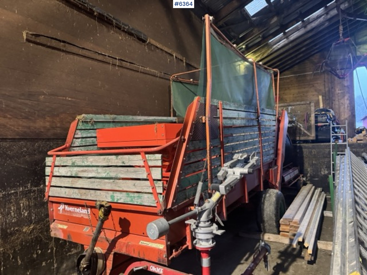 Approx. 1990 Kverneland UN7000 unloading wagon - Машина за сено и фураж: снимка 2 Approx. 1990 Kverneland UN7000 unloading wagon - Машина за сено и фураж: снимка 2