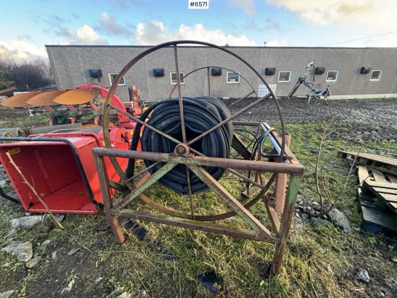 Cable drum - Строително оборудване: снимка 3 Cable drum - Строително оборудване: снимка 3