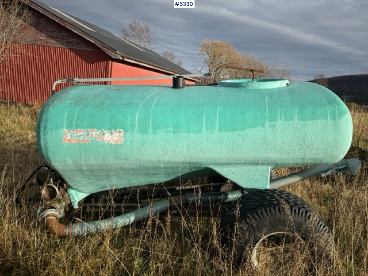 Doff X 3,500-liter manure spreader - Цистерна за течен тор: снимка 4 Doff X 3,500-liter manure spreader - Цистерна за течен тор: снимка 4