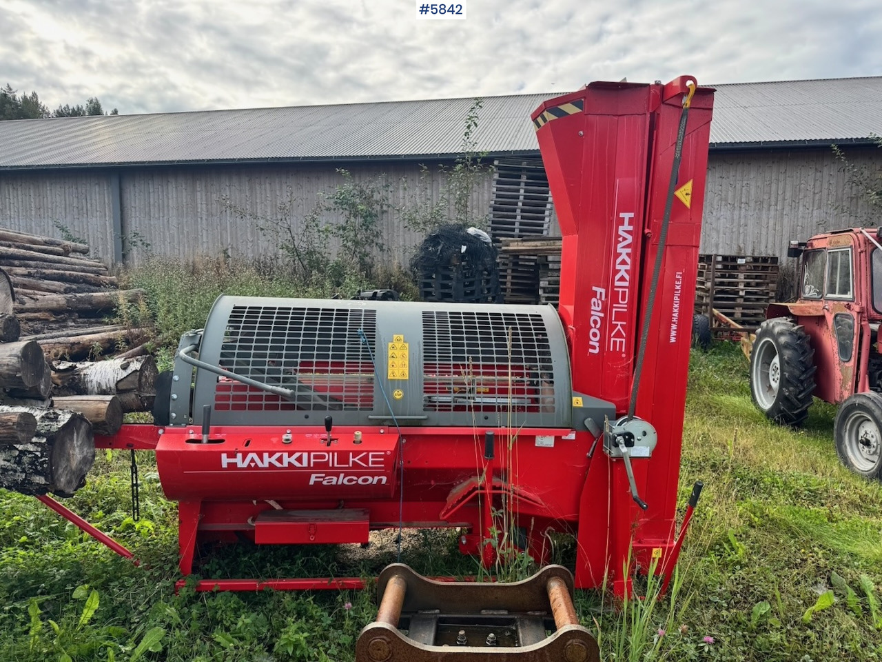 2018 Hakki Pilke Falcon 35 Wood chipper w/ feeding table. - Горска техника: снимка 1 2018 Hakki Pilke Falcon 35 Wood chipper w/ feeding table. - Горска техника: снимка 1