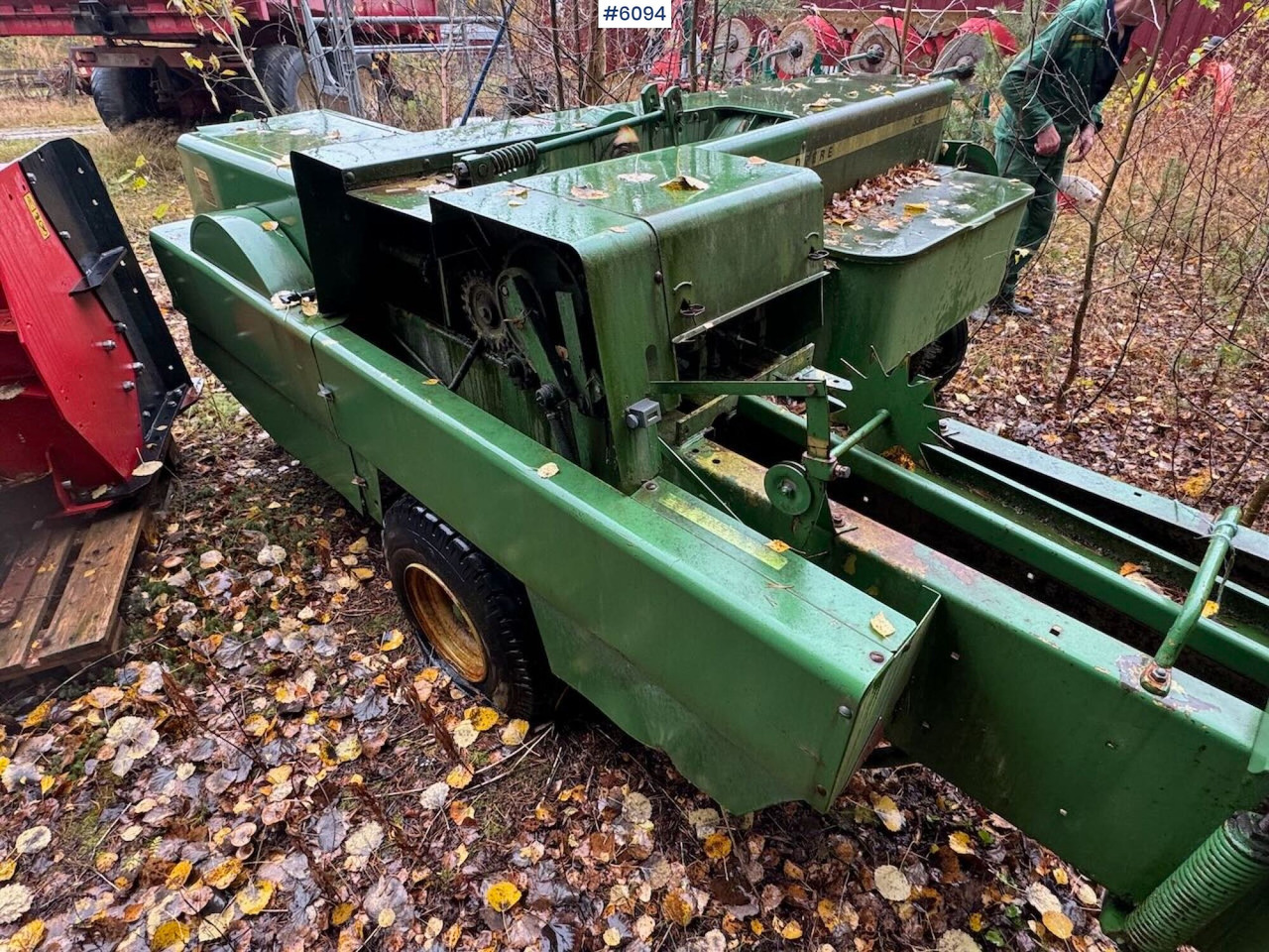 John Deere 332 - Машина за сено и фураж: снимка 3 John Deere 332 - Машина за сено и фураж: снимка 3