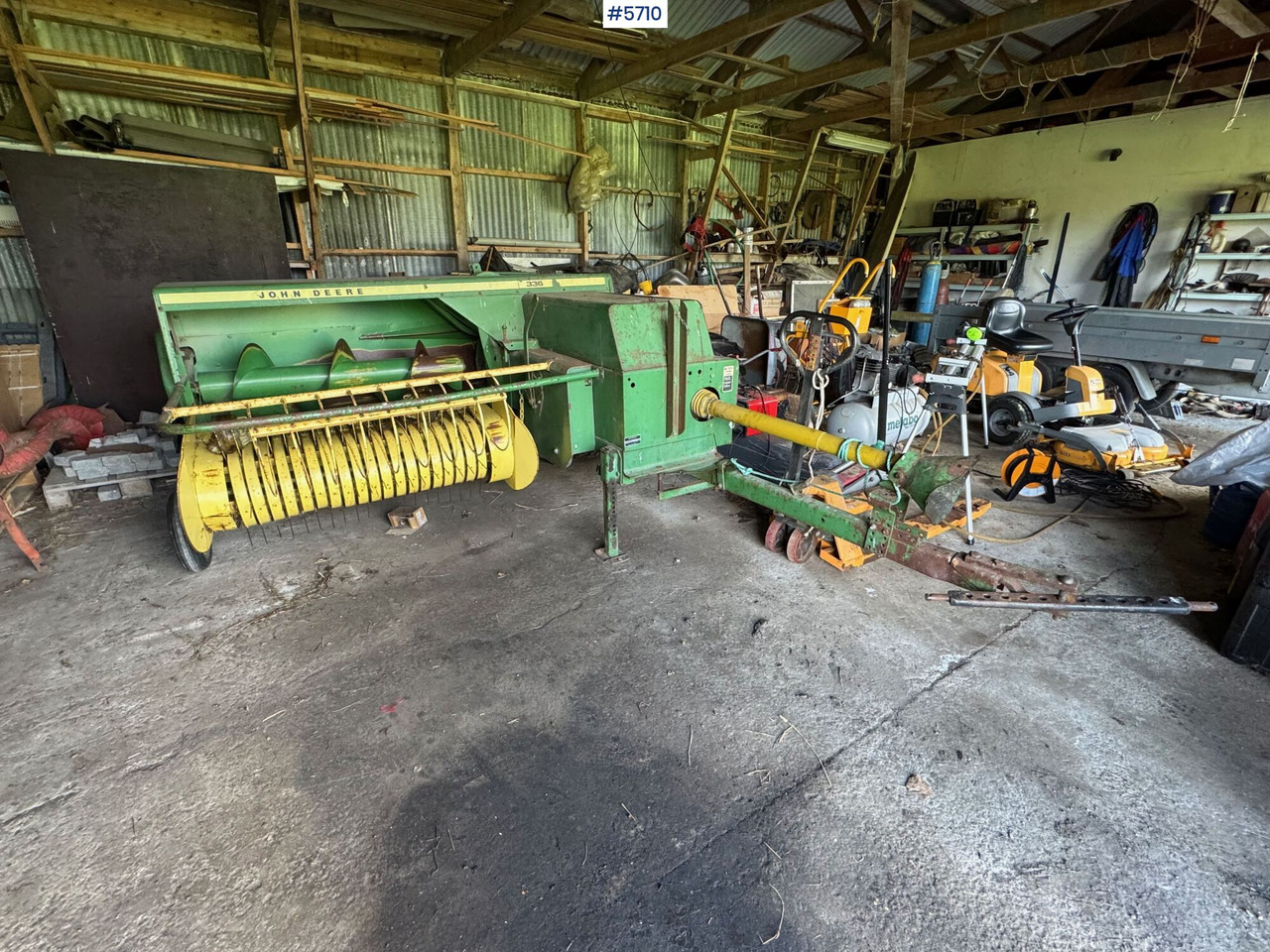 John Deere 336 Square baler. - Машина за сено и фураж: снимка 1 John Deere 336 Square baler. - Машина за сено и фураж: снимка 1