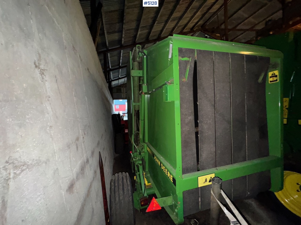 John Deere 550 Round Baler - Машина за сено и фураж: снимка 2 John Deere 550 Round Baler - Машина за сено и фураж: снимка 2