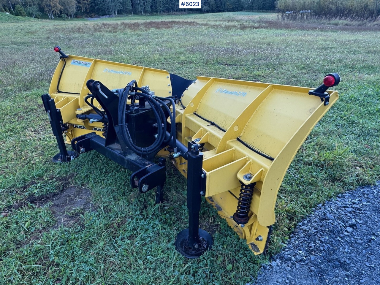 Lilleseth V-plow 270 w/ 3rd and 4th function! - Комунална/ Специална техника: снимка 3 Lilleseth V-plow 270 w/ 3rd and 4th function! - Комунална/ Специална техника: снимка 3