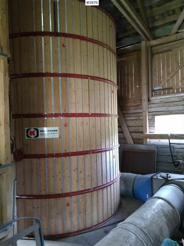 Kongskilde Dry storage silo w/ fan. - Машина за сено и фураж: снимка 1 Kongskilde Dry storage silo w/ fan. - Машина за сено и фураж: снимка 1