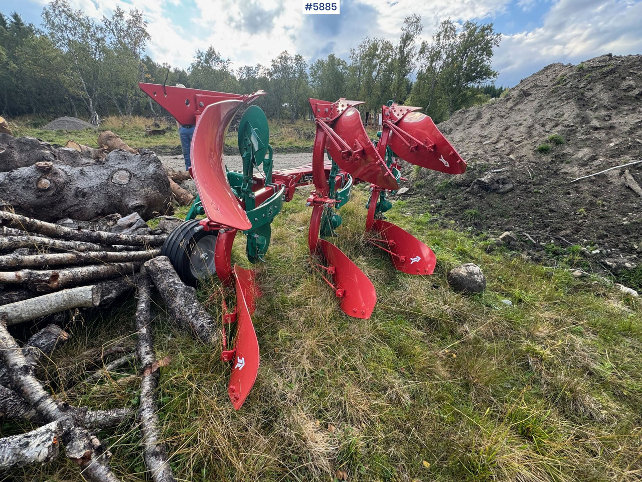 Kverneland 150S reversible plough, 3-furrow, year 2022. Never used – like new! - Машина за обработка на почвата: снимка 2 Kverneland 150S reversible plough, 3-furrow, year 2022. Never used – like new! - Машина за обработка на почвата: снимка 2