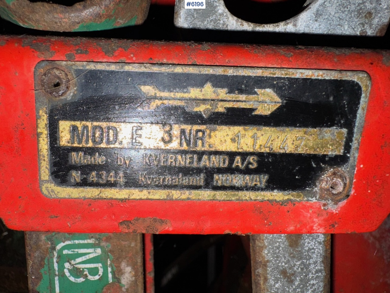 Машина за обработка на почвата Kverneland Mod. E 3 2-furrow reversible plough.: снимка 11