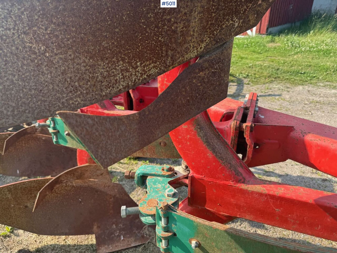 Машина за обработка на почвата Kverneland Mod. E 3-blade reversible plough: снимка 8