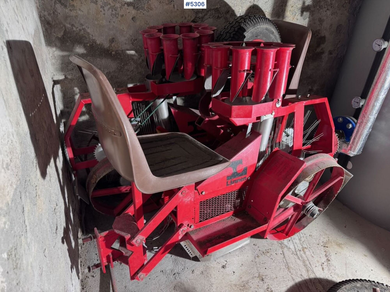 Lannen og Nibex Planting Machines - Машина за обработка на почвата: снимка 3 Lannen og Nibex Planting Machines - Машина за обработка на почвата: снимка 3