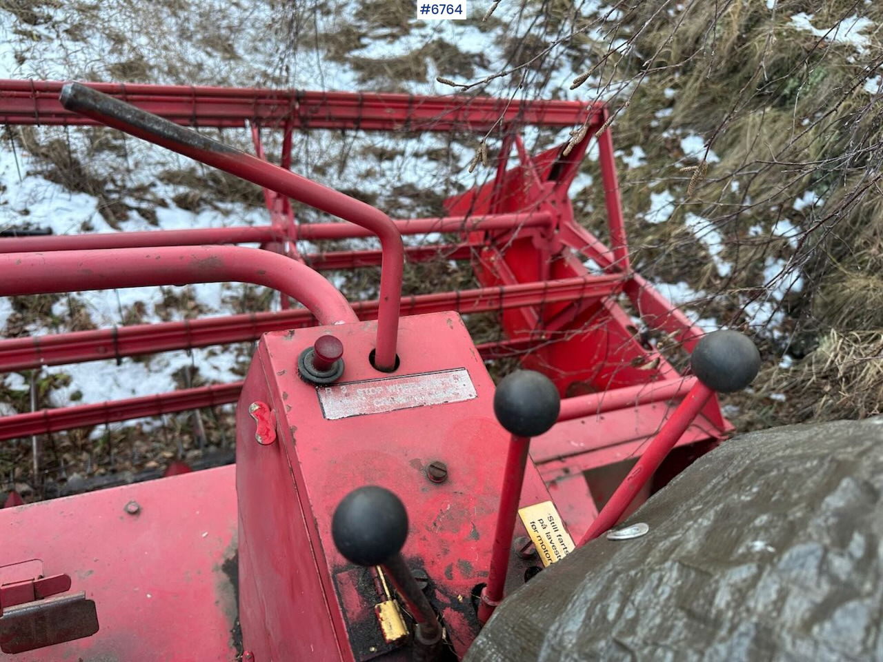 Зърнокомбайн Massey-Ferguson 186-6 Combine harvester.: снимка 10 Зърнокомбайн Massey-Ferguson 186-6 Combine harvester.: снимка 10