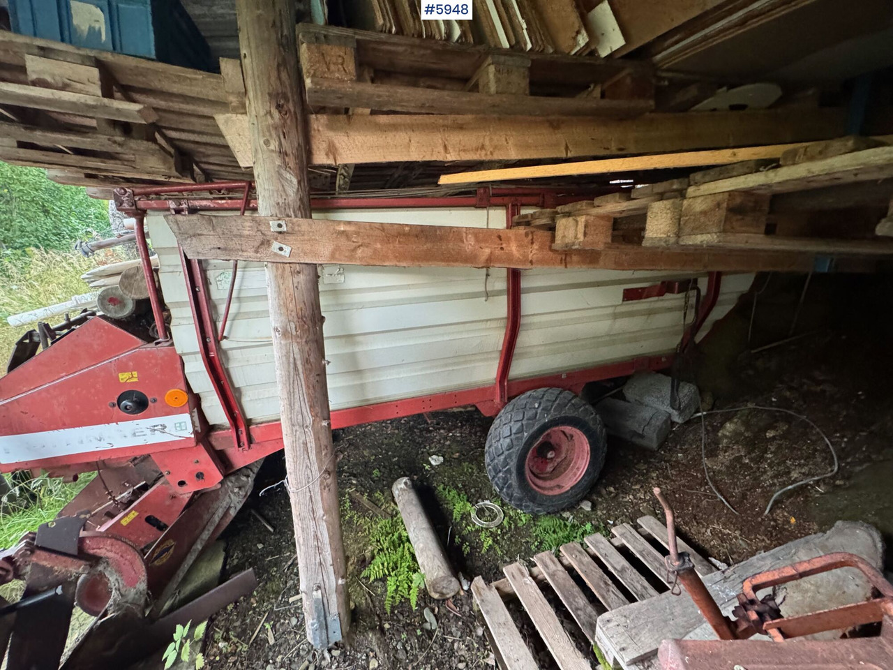 Pöttinger forage wagon - Машина за сено и фураж: снимка 3 Pöttinger forage wagon - Машина за сено и фураж: снимка 3