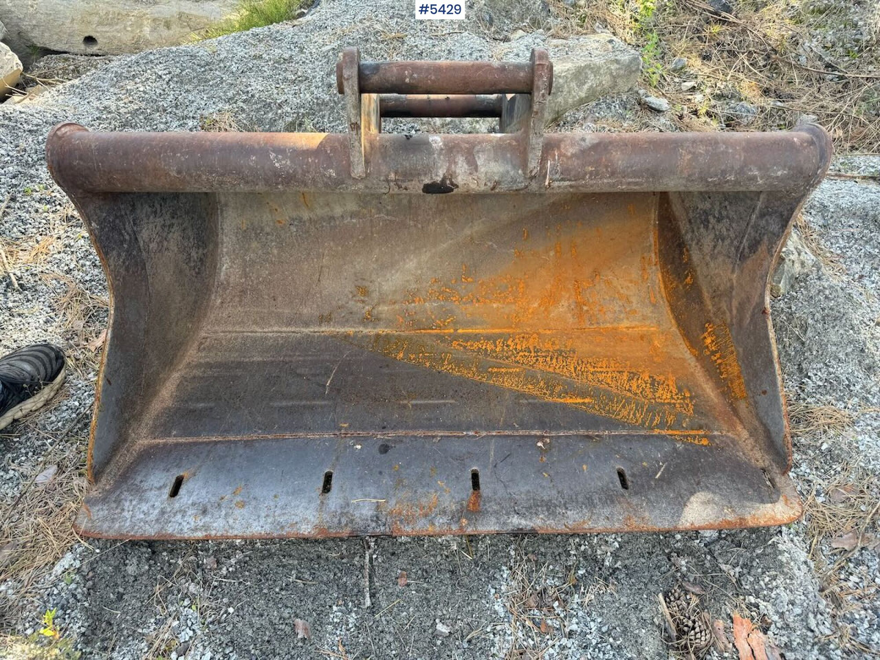 Sanding bucket w/ S50 attachment - Кофа за багер: снимка 2 Sanding bucket w/ S50 attachment - Кофа за багер: снимка 2