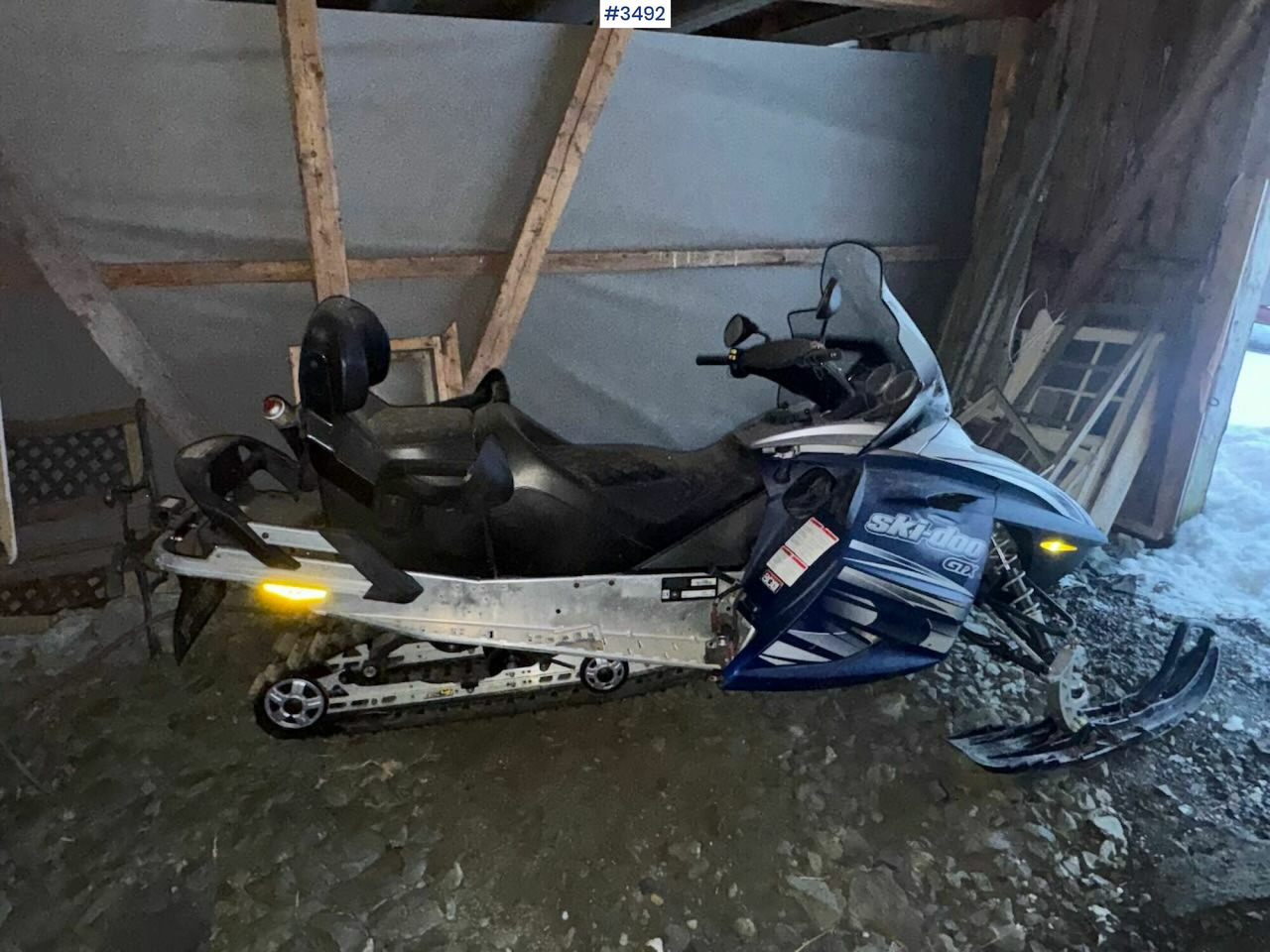 Ski-doo GTX Snowmobile - Четириколка: снимка 3 Ski-doo GTX Snowmobile - Четириколка: снимка 3