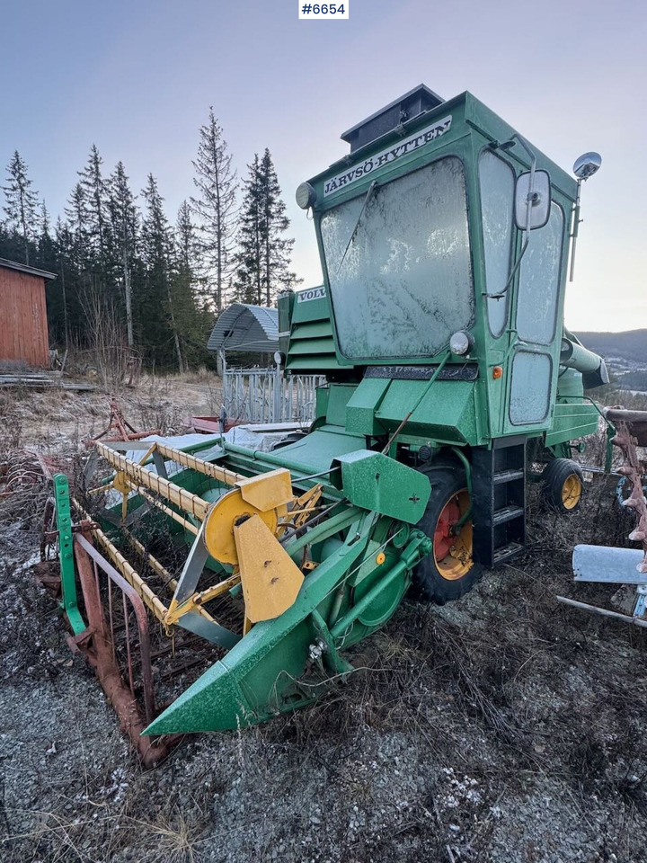 Volvo BM Active 800 Thresher - Зърнокомбайн: снимка 4 Volvo BM Active 800 Thresher - Зърнокомбайн: снимка 4