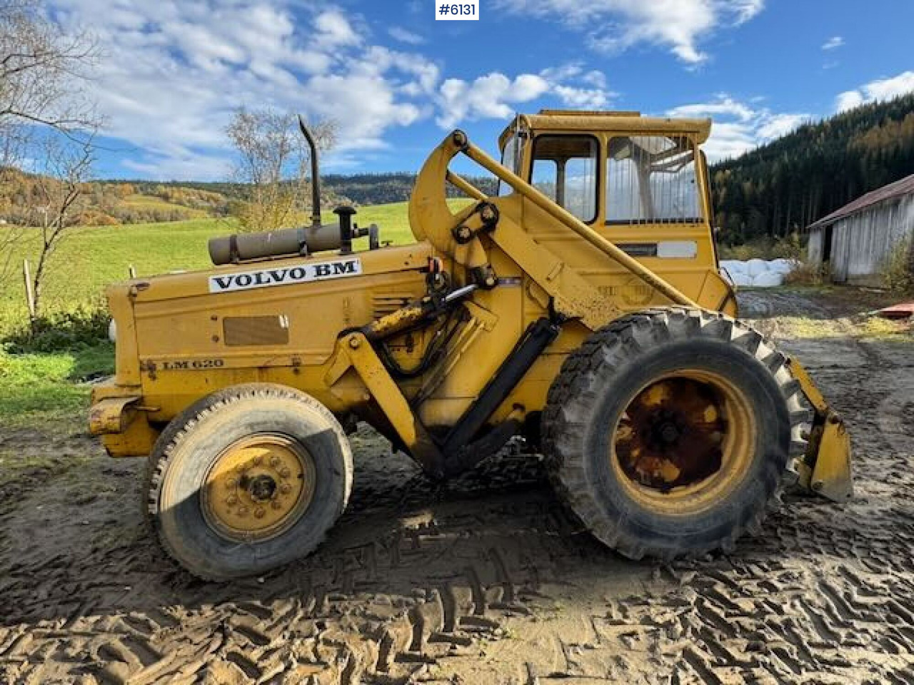 Volvo BM LM 620 rear loader with pallet forks and bucket. WATCH VIDEO! - Компактен товарач: снимка 1 Volvo BM LM 620 rear loader with pallet forks and bucket. WATCH VIDEO! - Компактен товарач: снимка 1