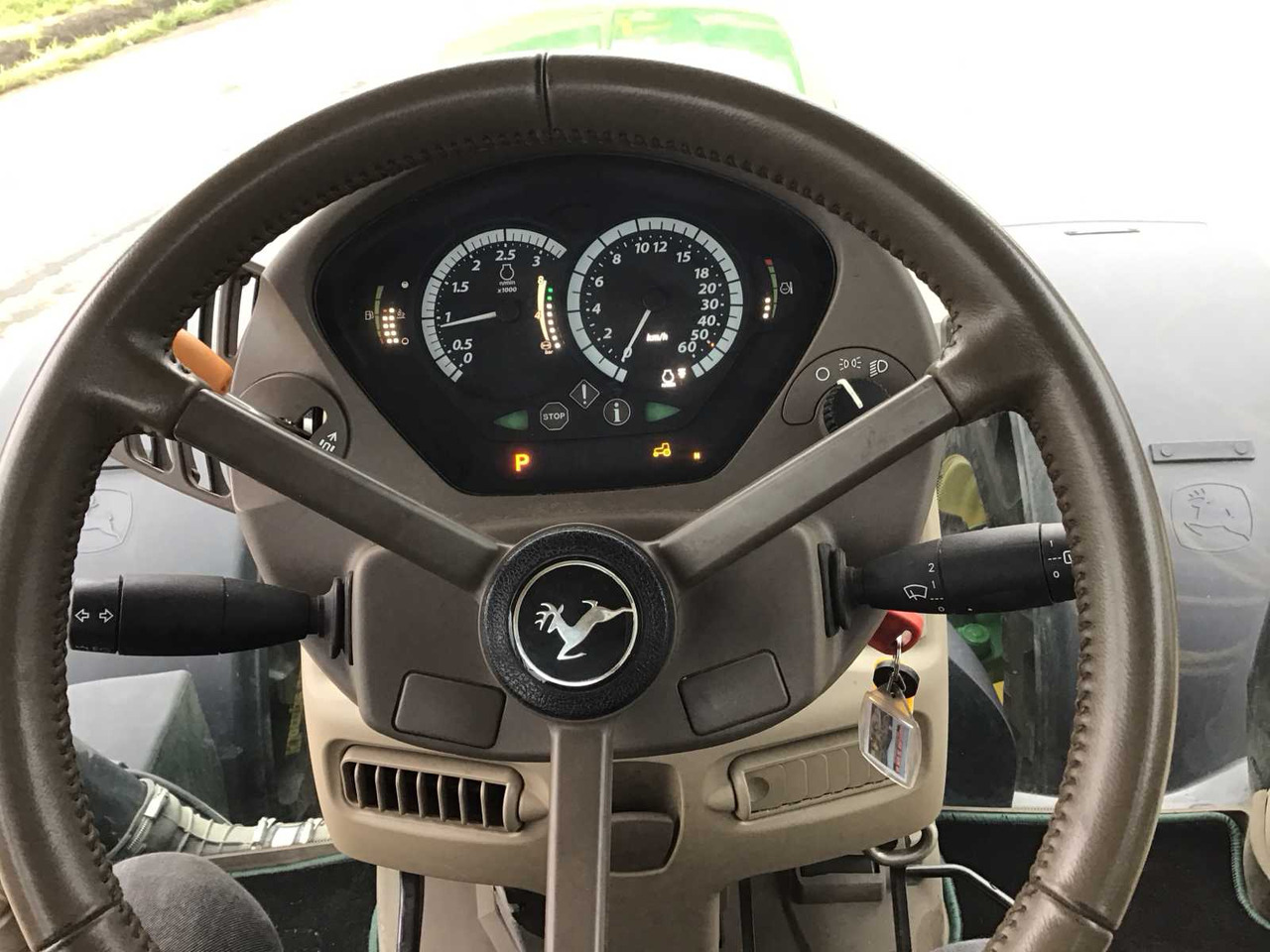 Трактор John deere 6230R: снимка 26