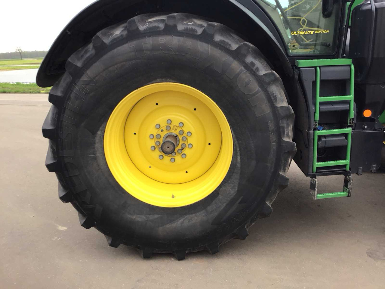 Трактор John deere 6230R: снимка 16