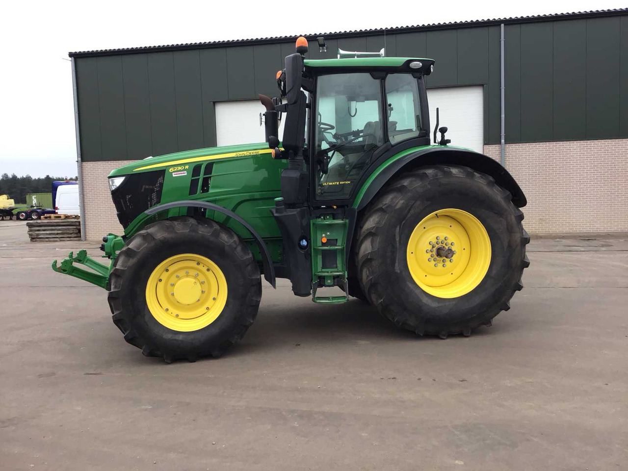 Трактор John deere 6230R: снимка 28