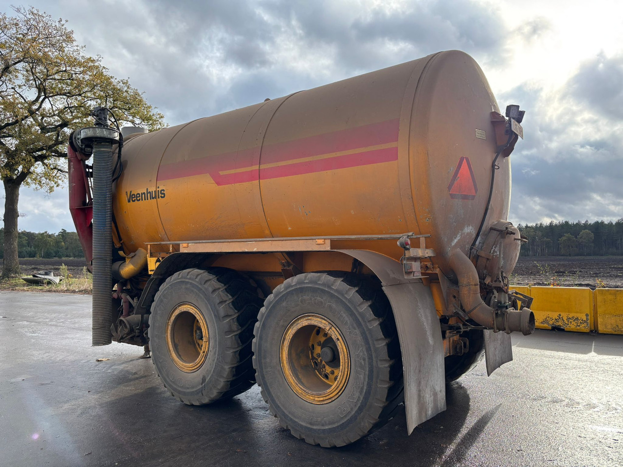 Veenhuis 19000 - Цистерна за течен тор: снимка 3 Veenhuis 19000 - Цистерна за течен тор: снимка 3